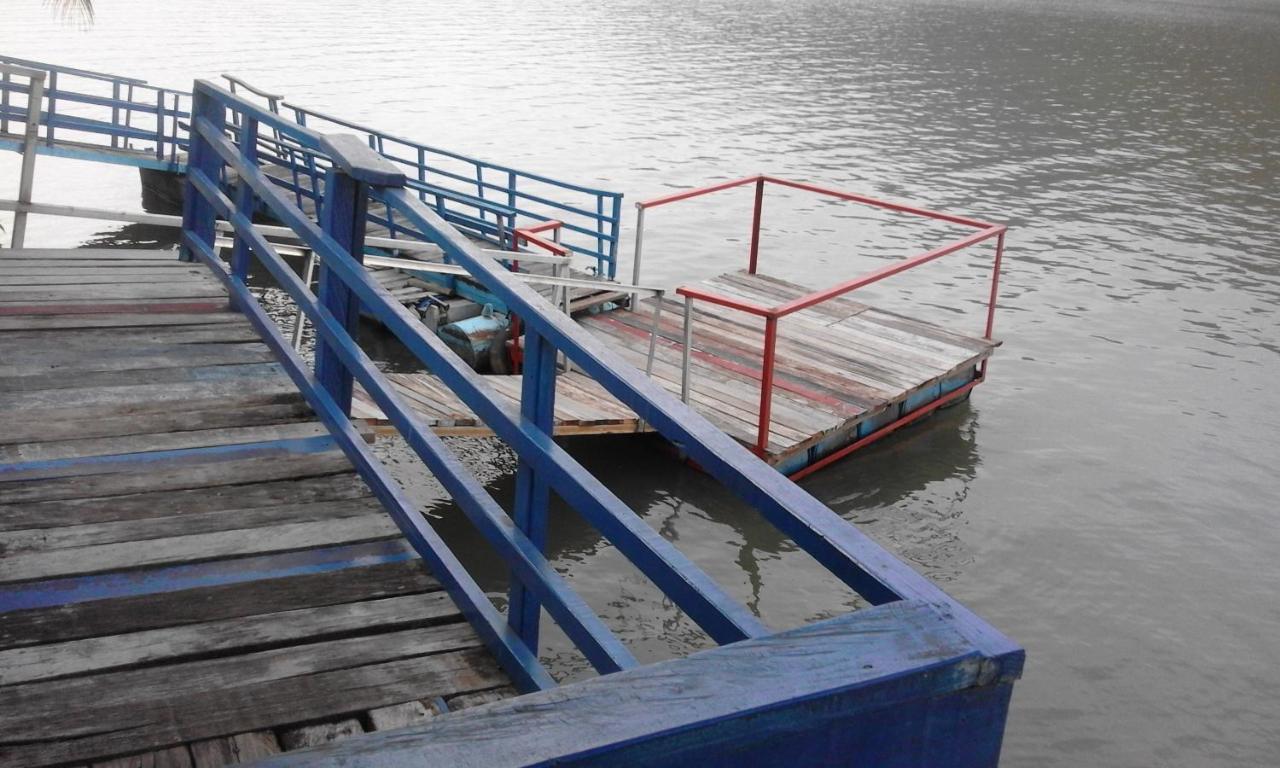 Aylos Bay Akosombo Exterior photo
