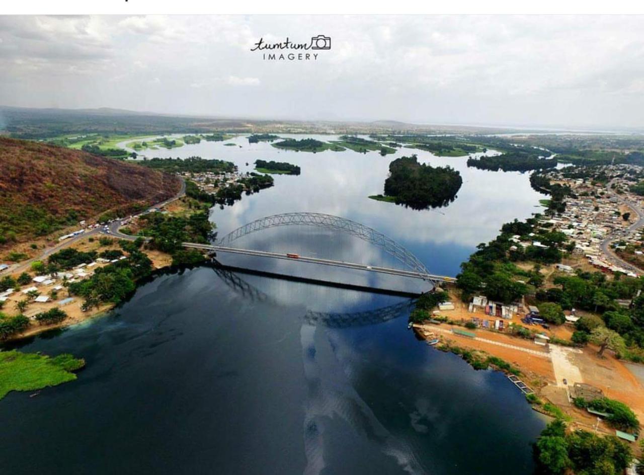 Aylos Bay Akosombo Exterior photo