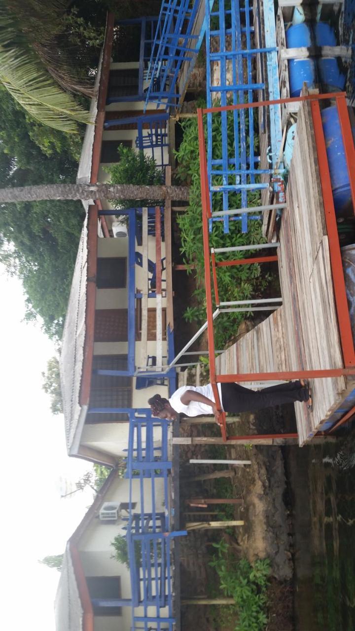 Aylos Bay Akosombo Exterior photo