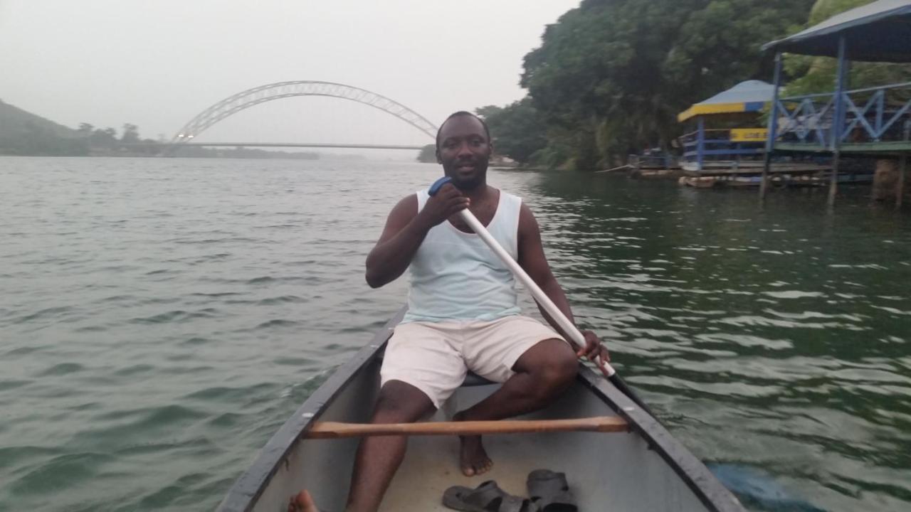 Aylos Bay Akosombo Exterior photo